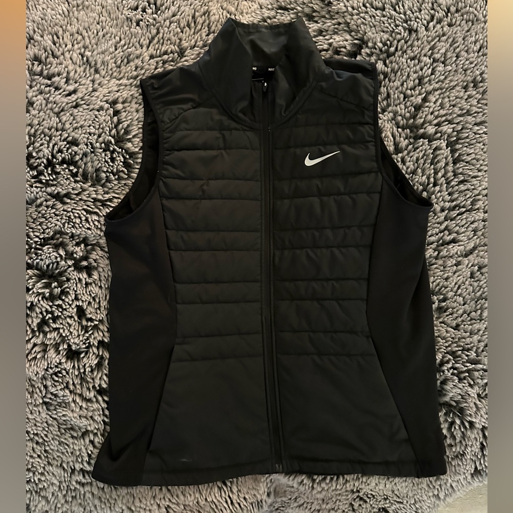 Nike Black Running Light Puffy Vest